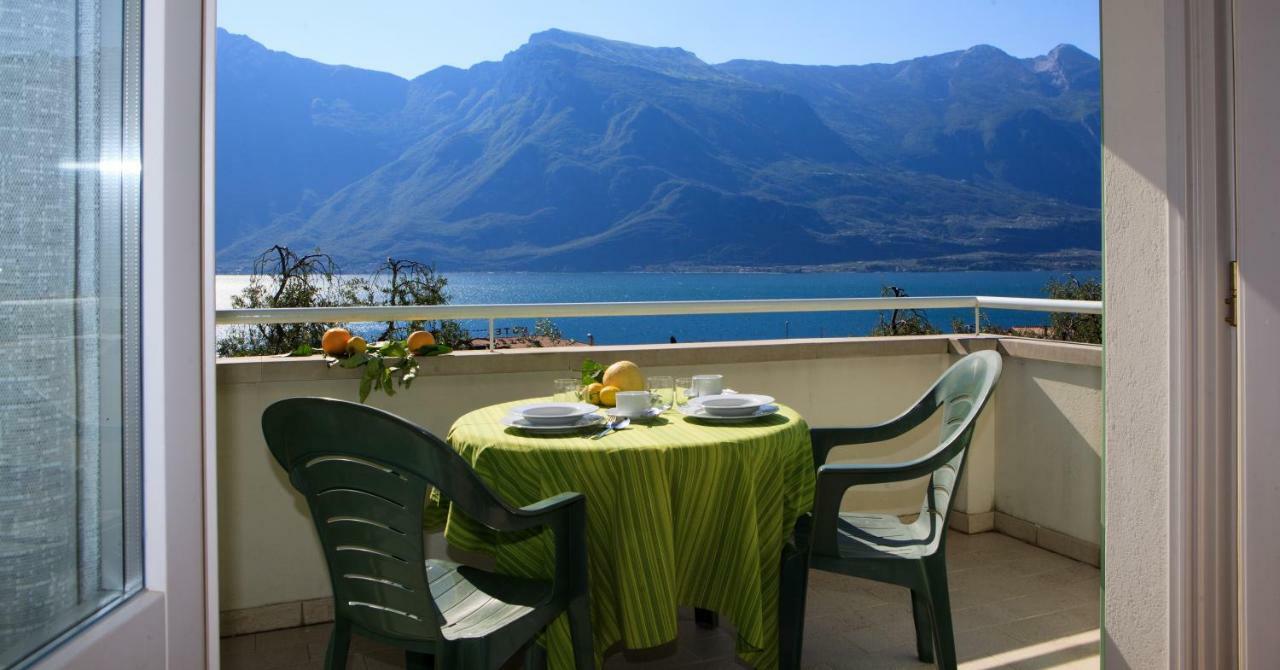 Residence Villa Aranci Limone sul Garda Bagian luar foto